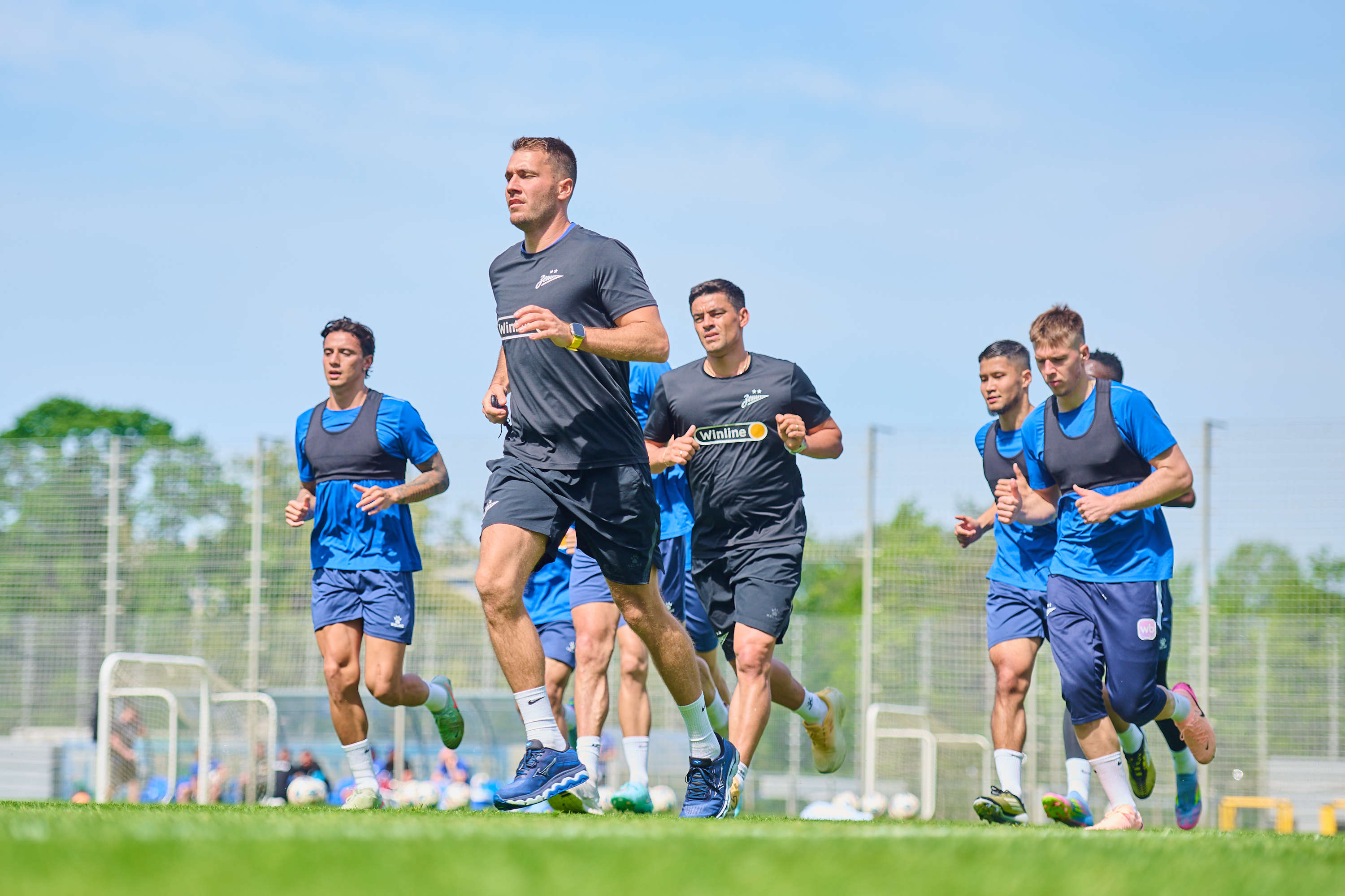 Зачем футболистам нужны тренировки в тренажерном зале? Рассказывает тренер главной команды – 3