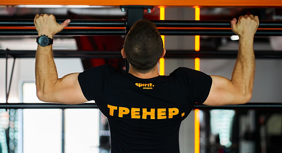 Упражнения на мышцы спины: виды и правильная техника выполнения