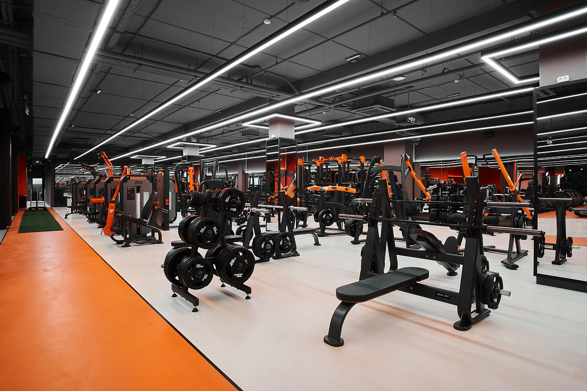 Клуб Spirit Fitness у метро Новые Черемушки - купить абонемент в  фитнес-клуб возле метро Зюзино на Севастопольском проспекте