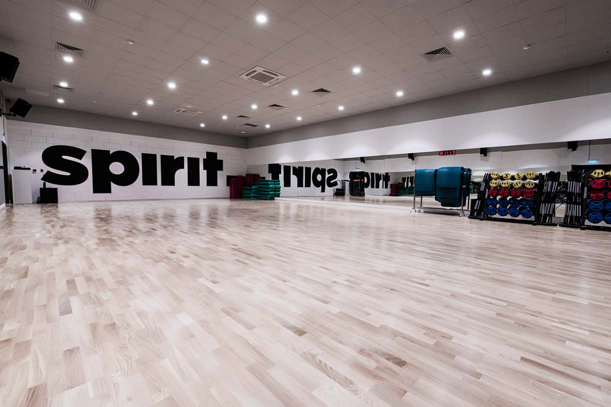 Клуб Spirit Fitness на пр-де Дежнева в ТЦ «Вавилон-92» (метро Бабушкинская,  Отрадное, Свиблово) - купить абонемент по цене от 1690 ₽ в месяц